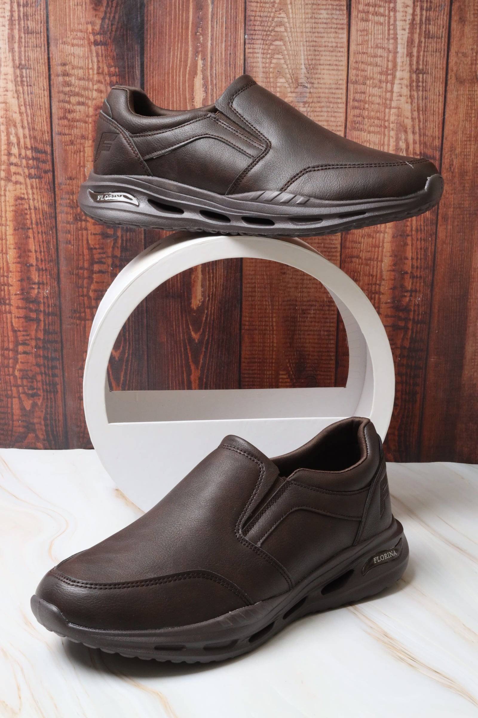 حذاء رياضي 158208