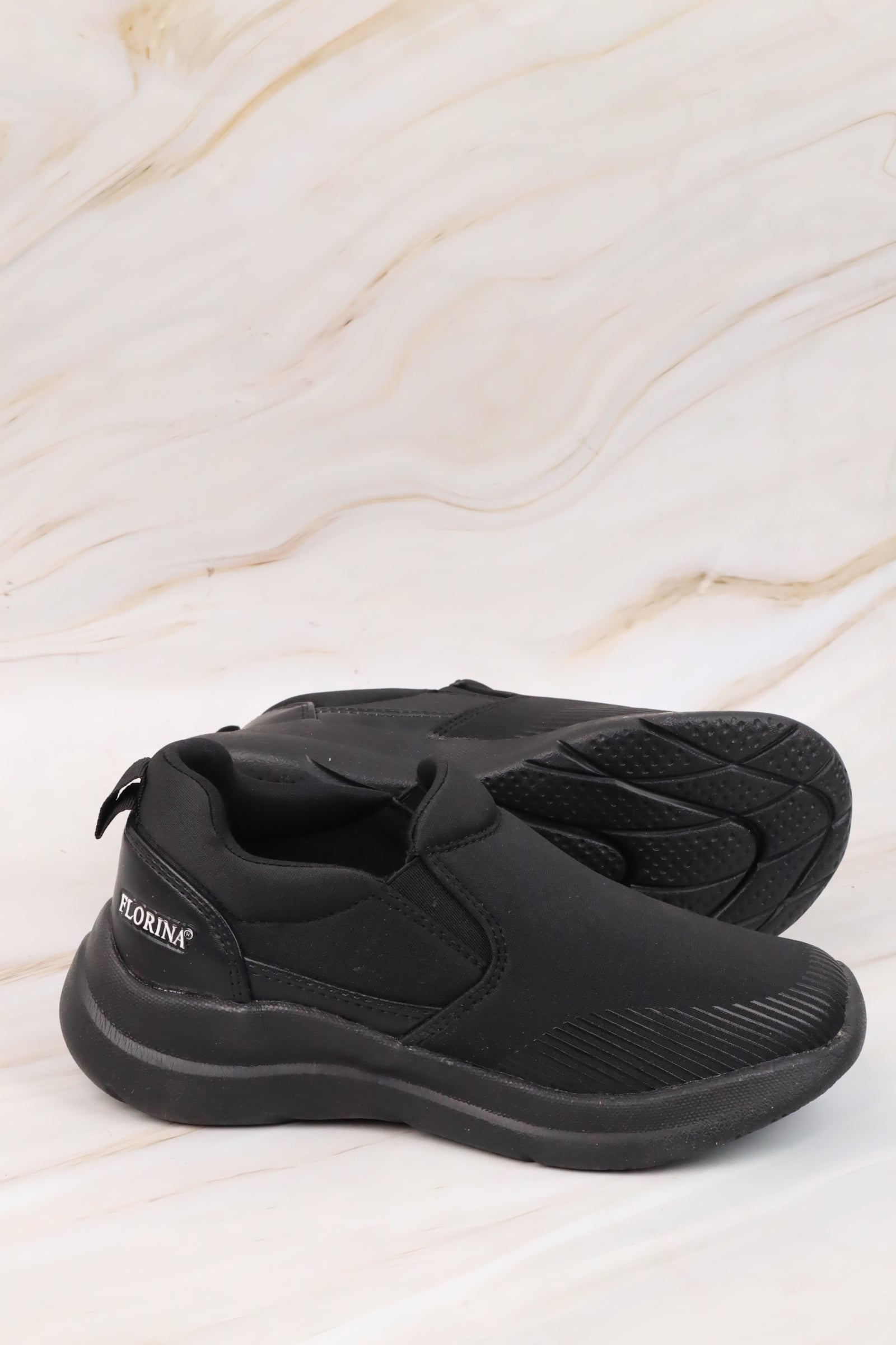 حذاء ولادي رياضي 157530