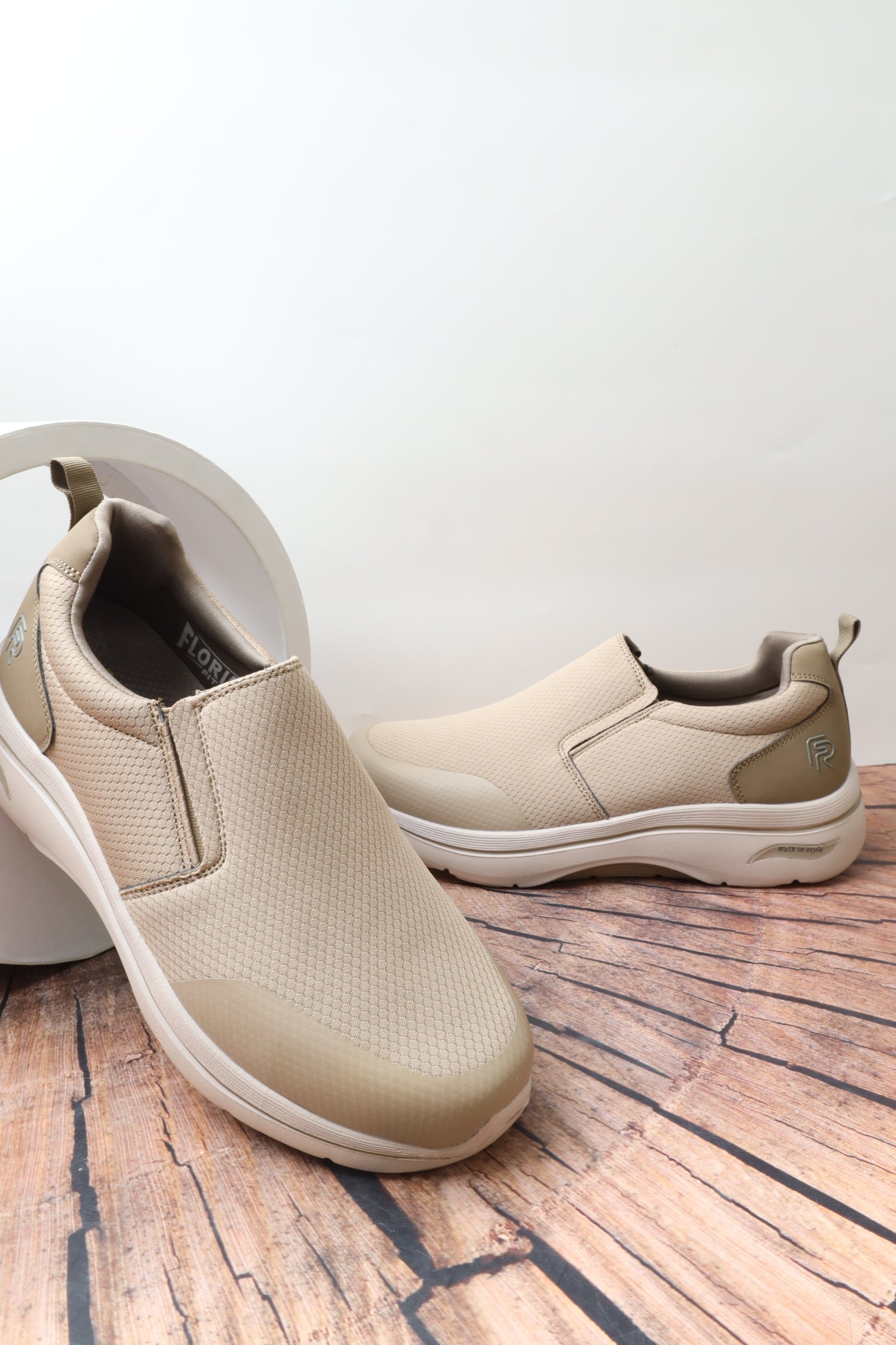 حذاء رياضي 158618