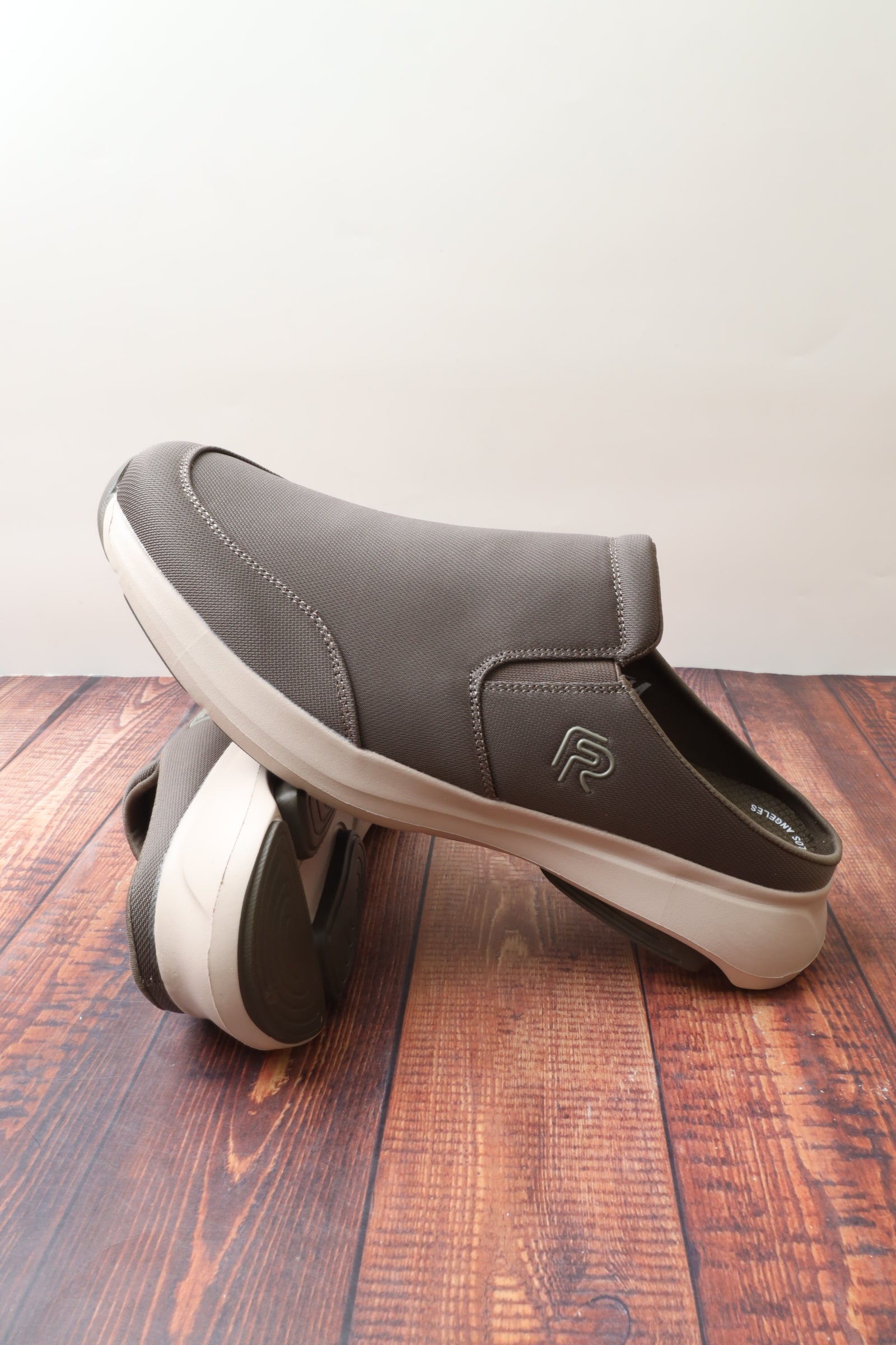 حذاء رياضي 158634