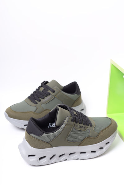 Women's athletic shoe 76021