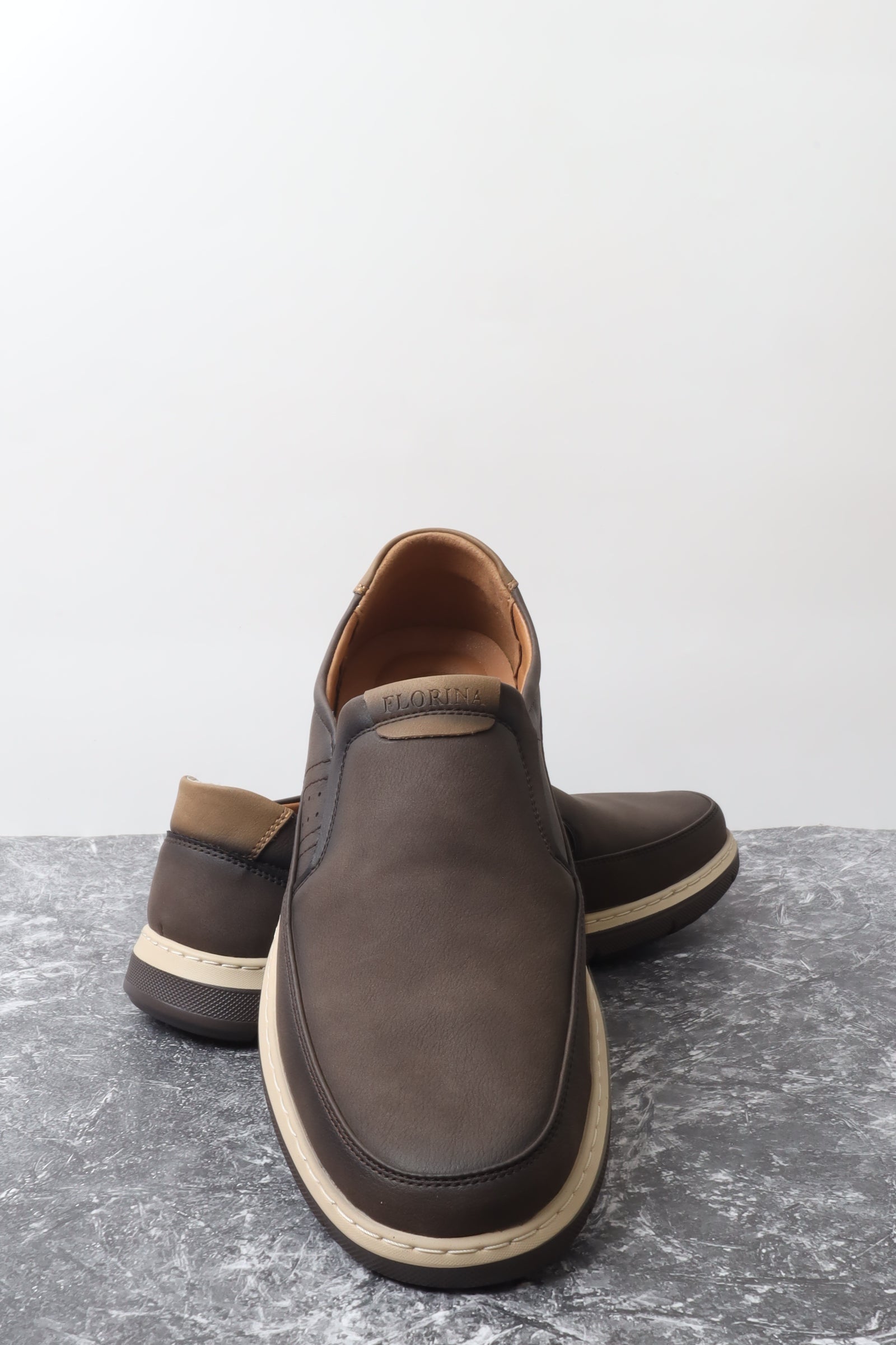 حذاء كاجول 77339