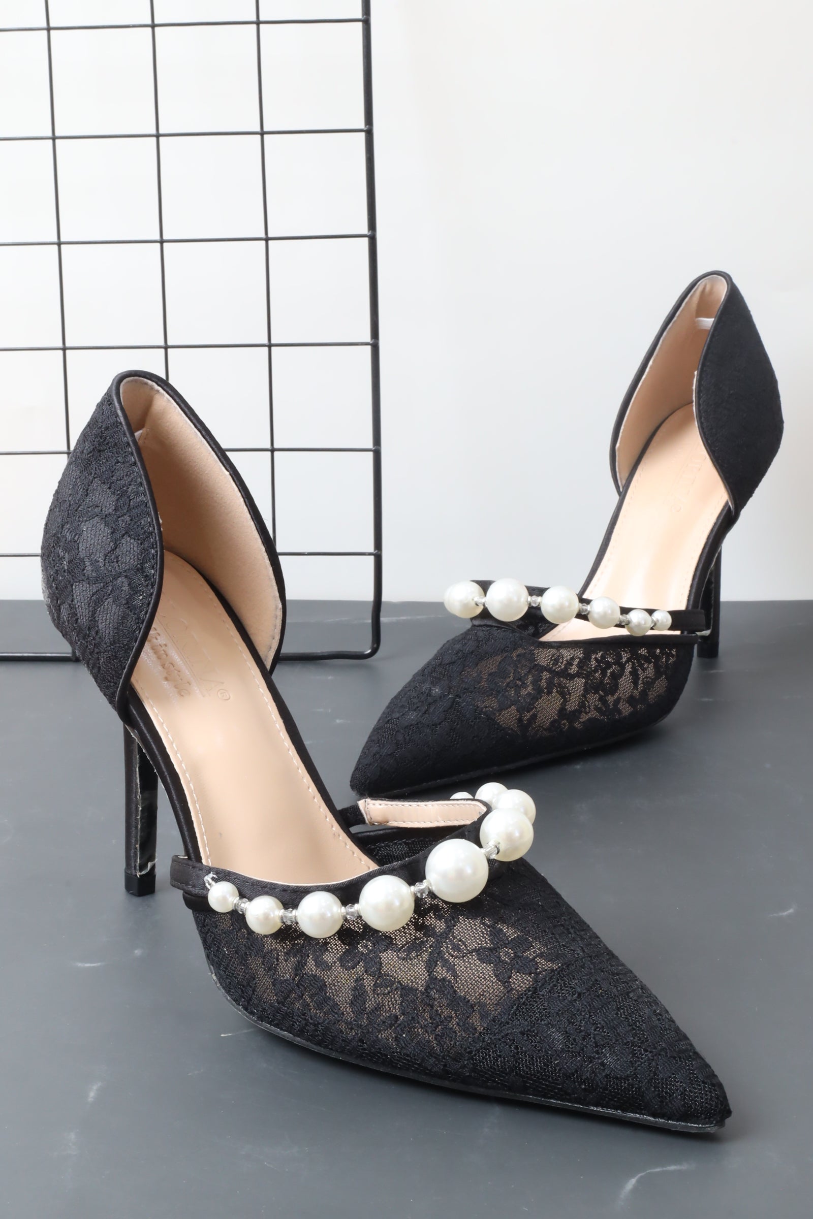 صندل نسائي بكعب عالي 89605