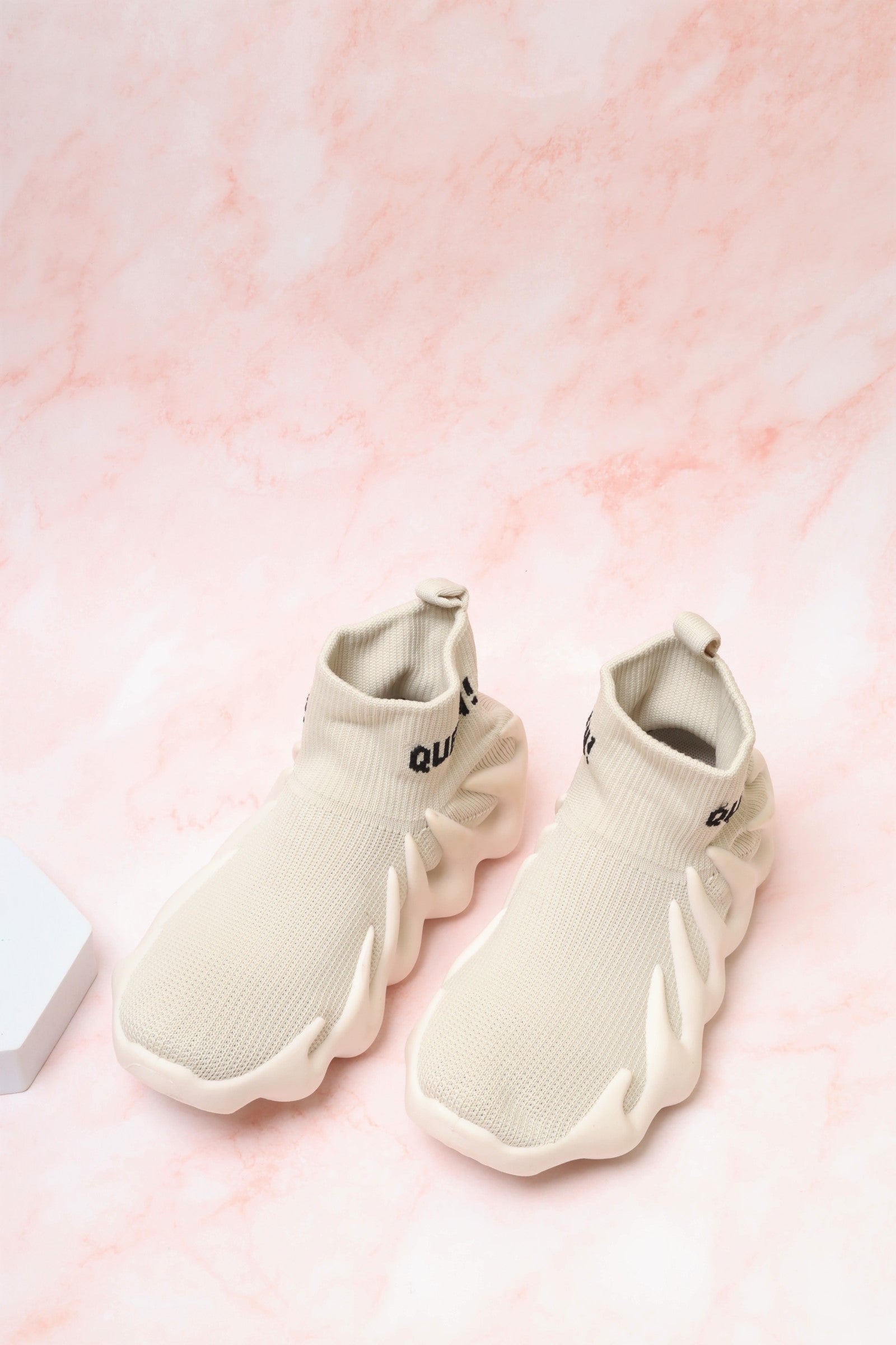 حذاء نسائي رياضي 33502