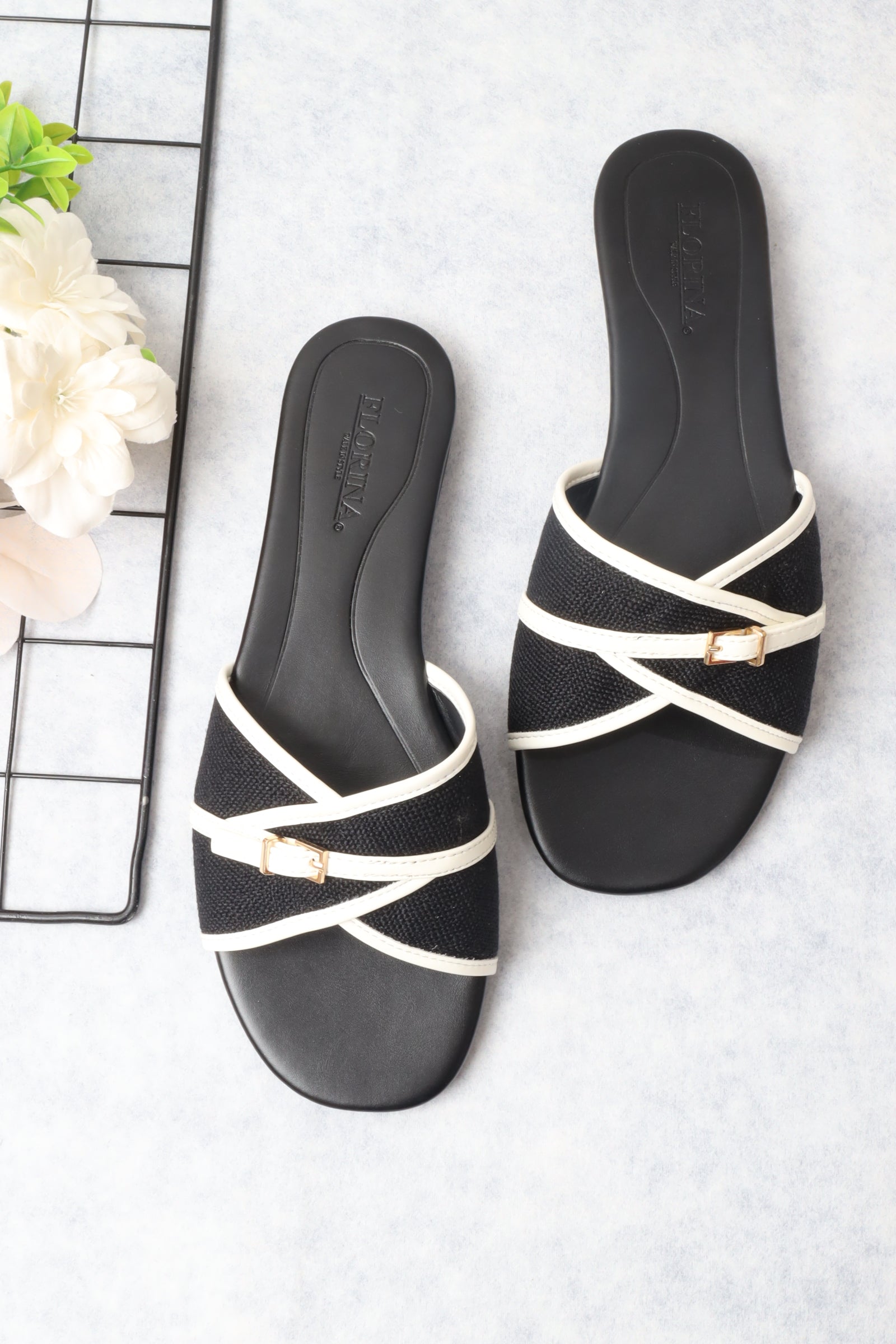 صندل نسائي فلات 89616