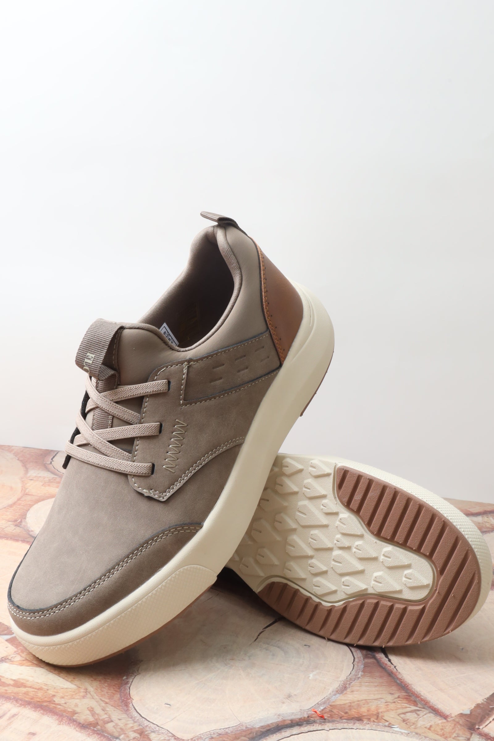 Boys' Athletic Shoes 38014