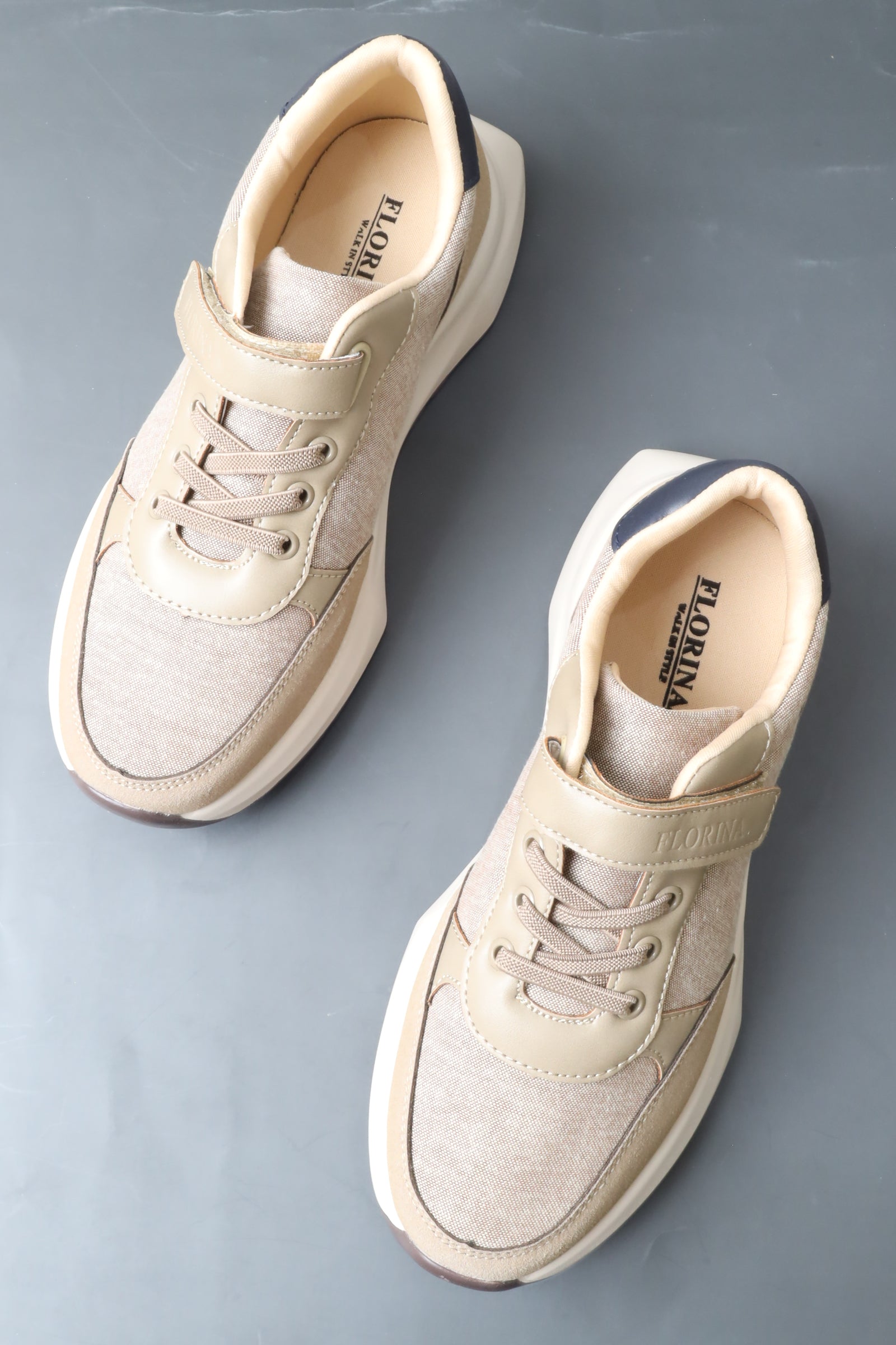 Boys' Athletic Shoes 38016