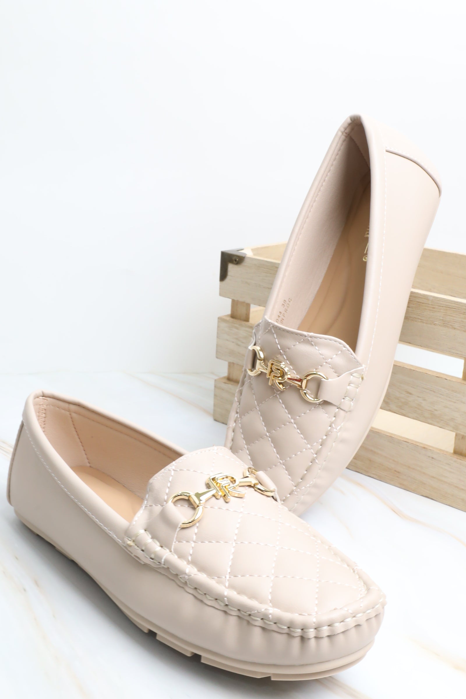 حذاء نسائي 26044