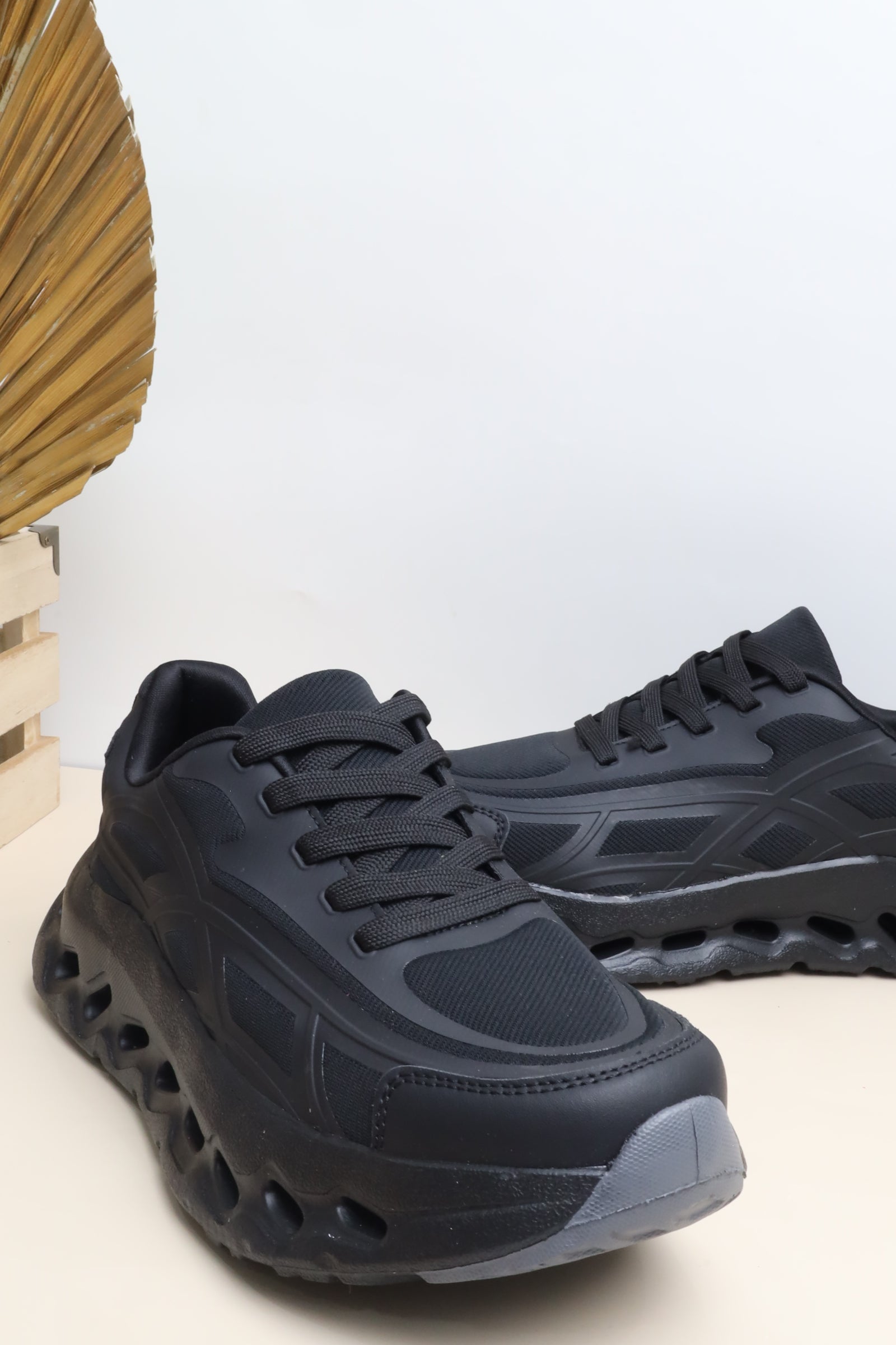 حذاء نسائي رياضي 76925