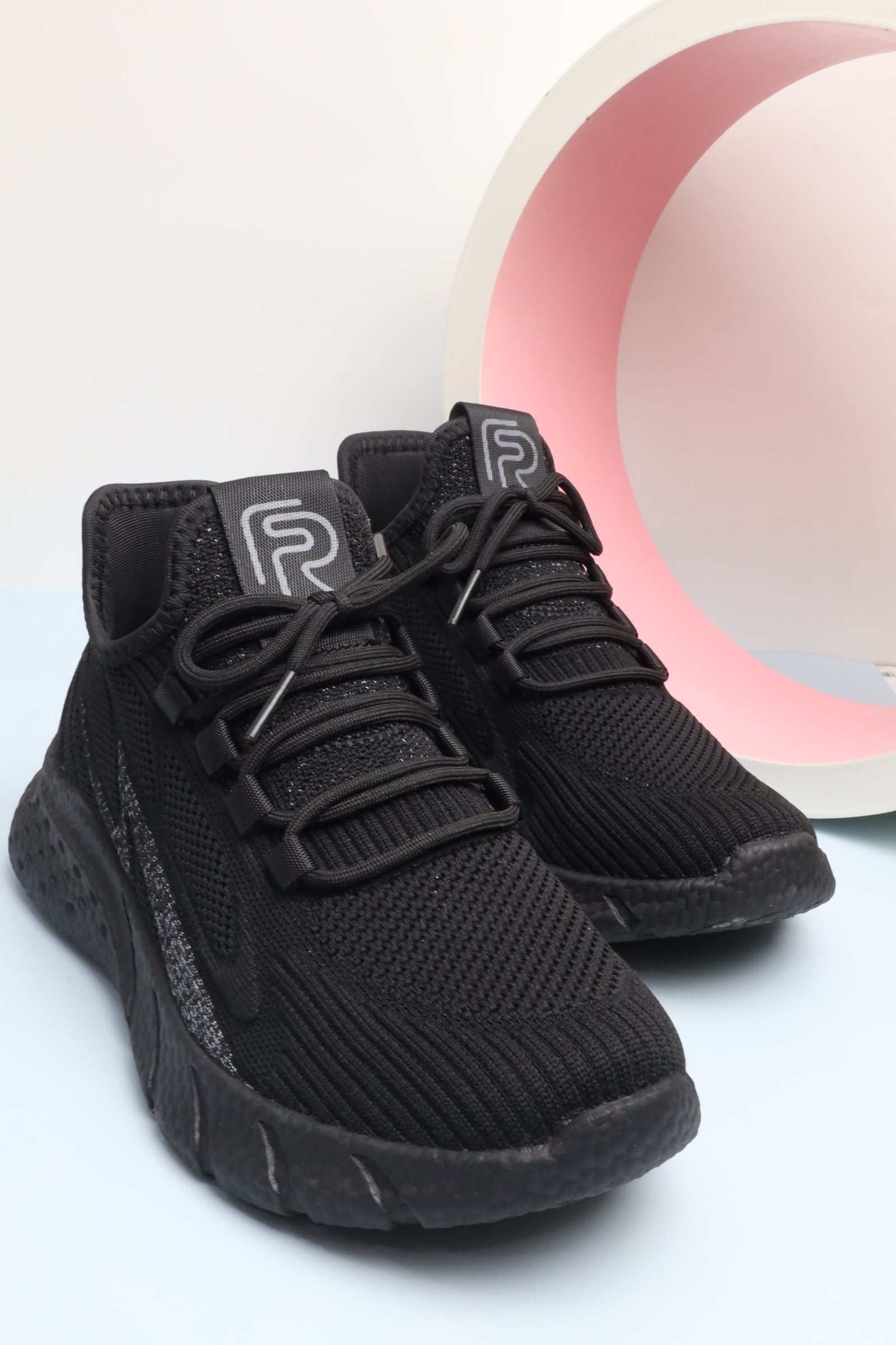 حذاء نسائي رياضي 126510