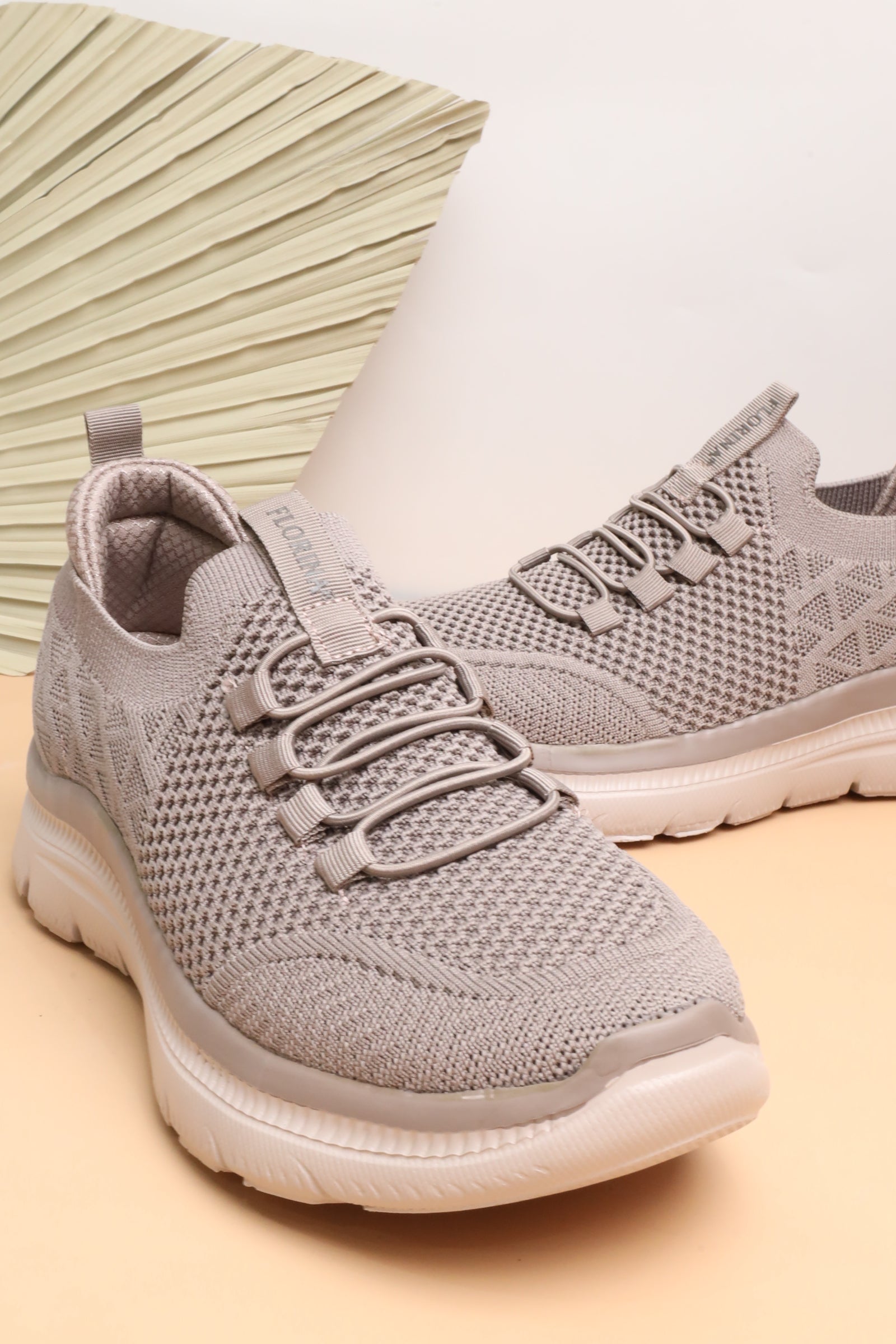 حذاء نسائي رياضي 126018