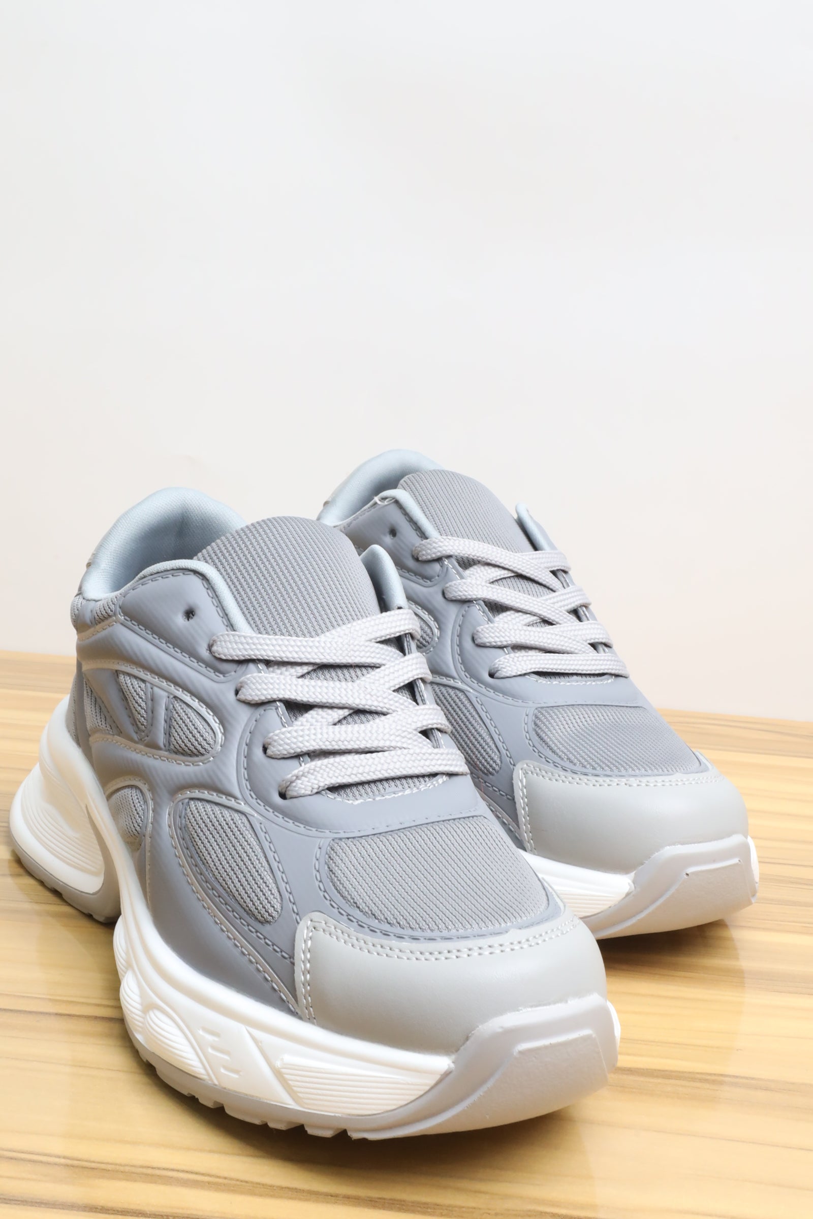 حذاء نسائي رياضي 126020