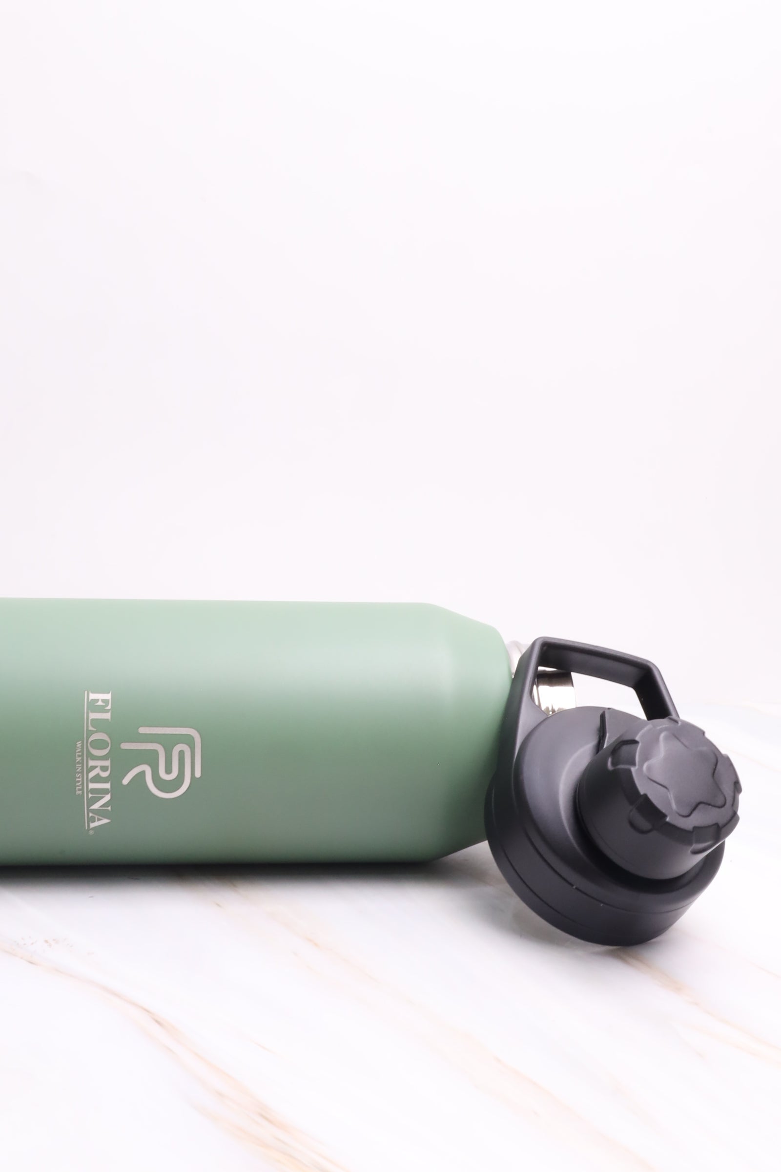 زجاجة مياة 2015