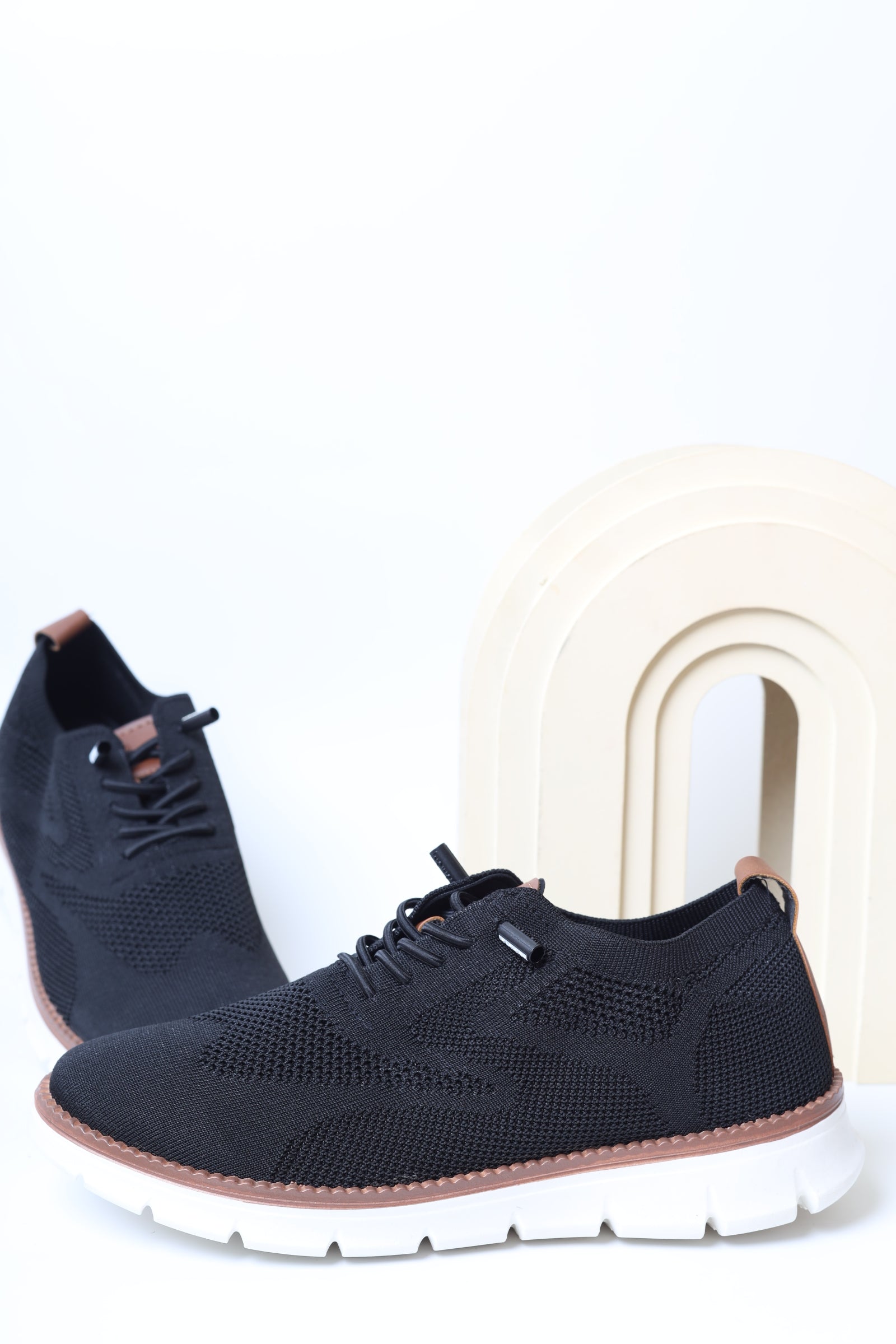 حذاء رياضي 23610