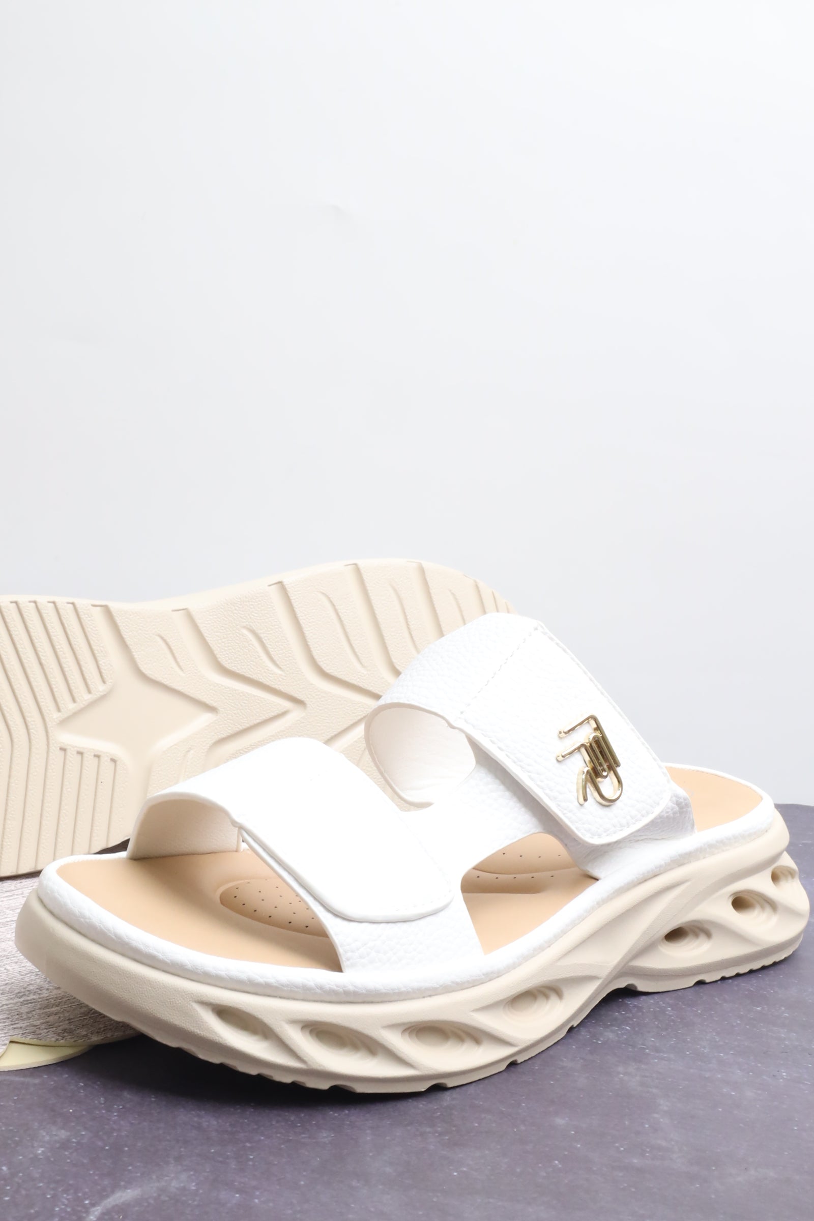 صندل نسائي 26004