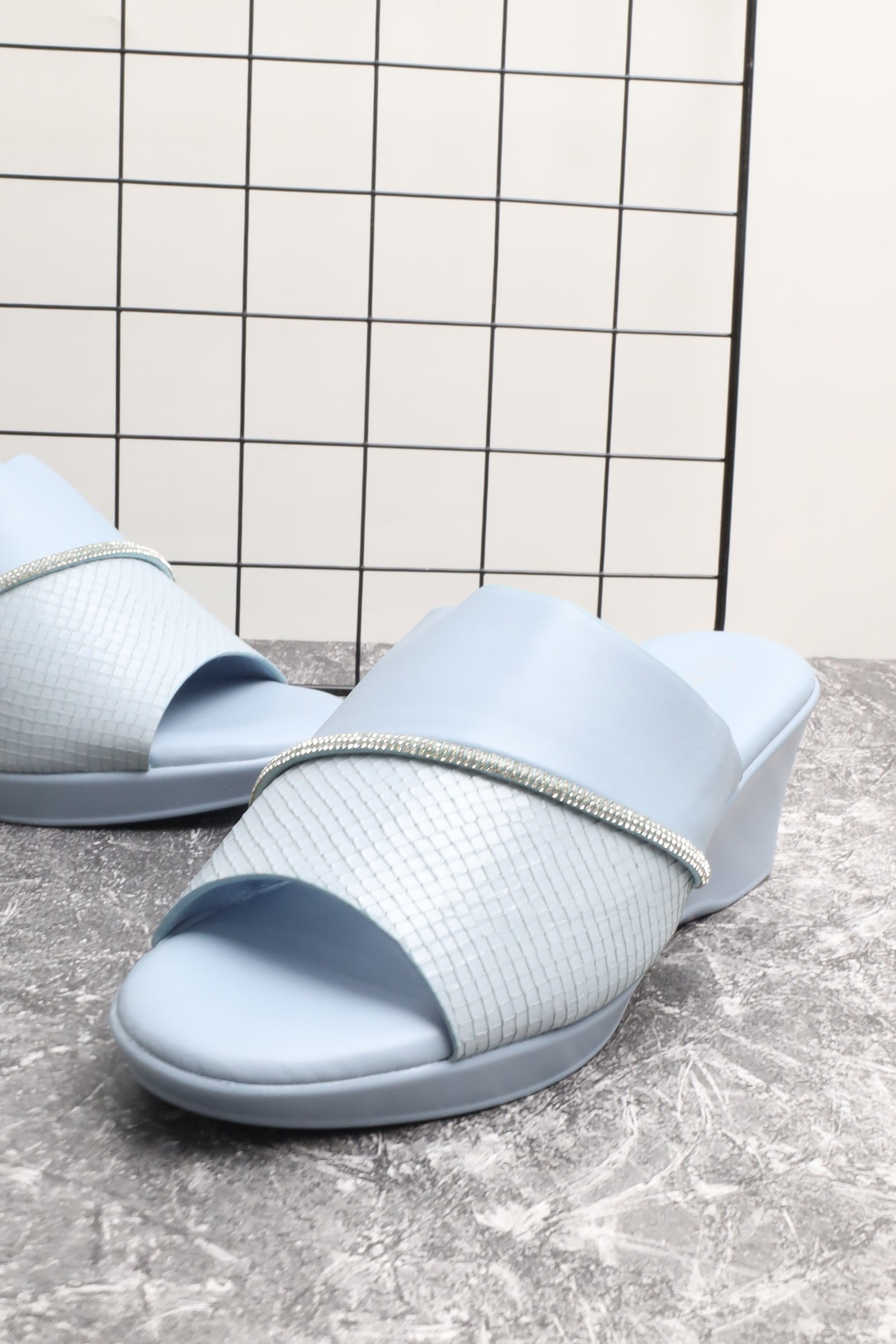 صندل نسائي 26009