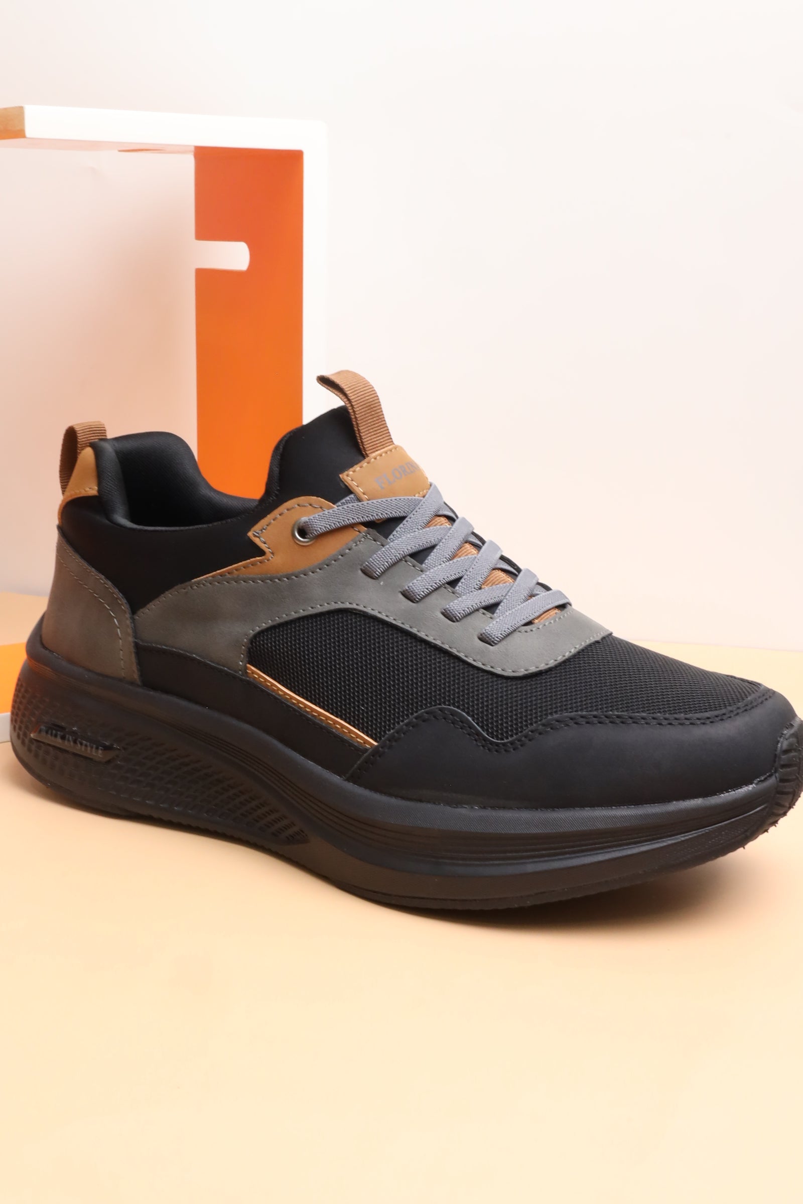 حذاء رياضي 158670