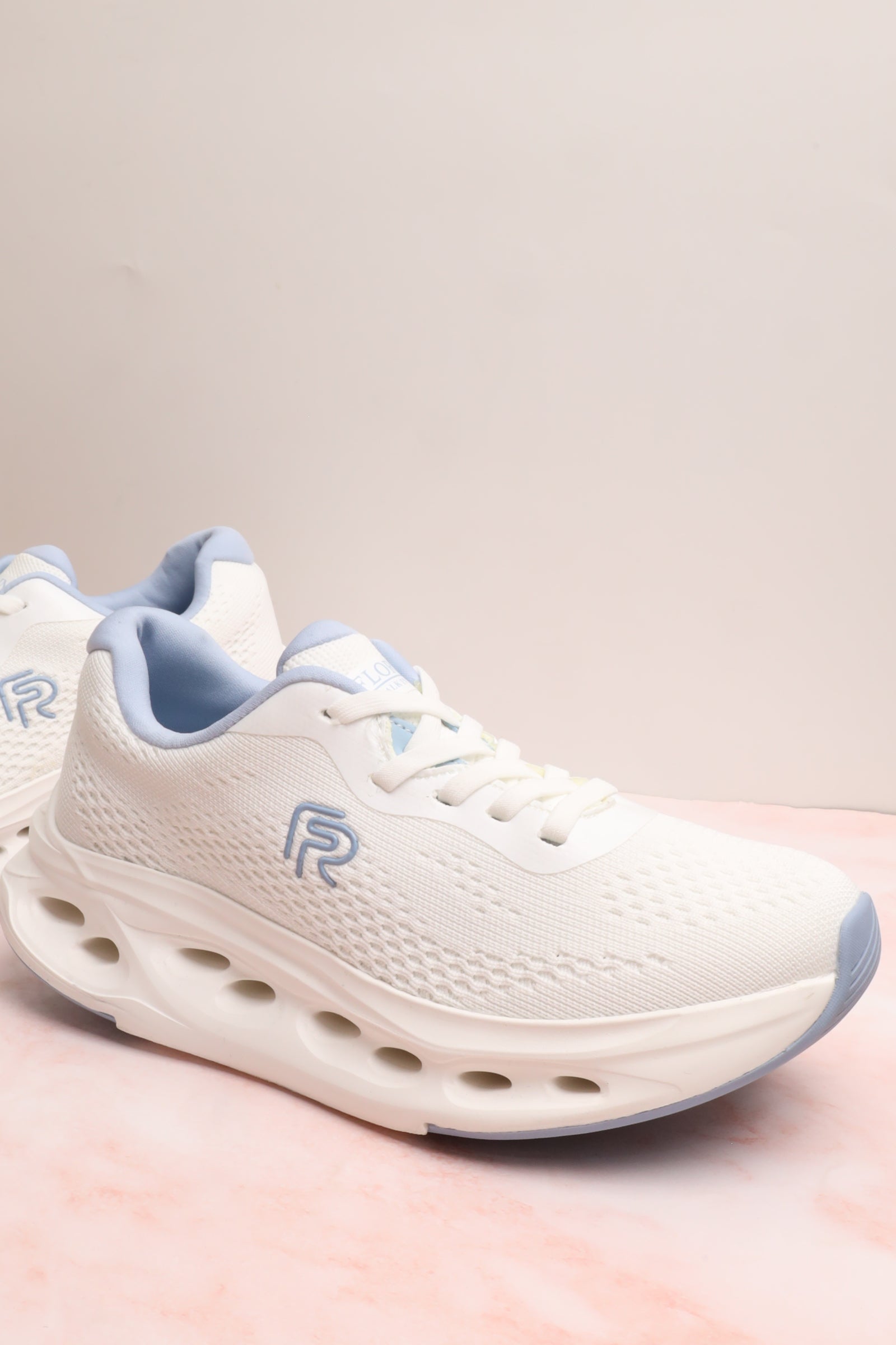 حذاء نسائي رياضي 126030