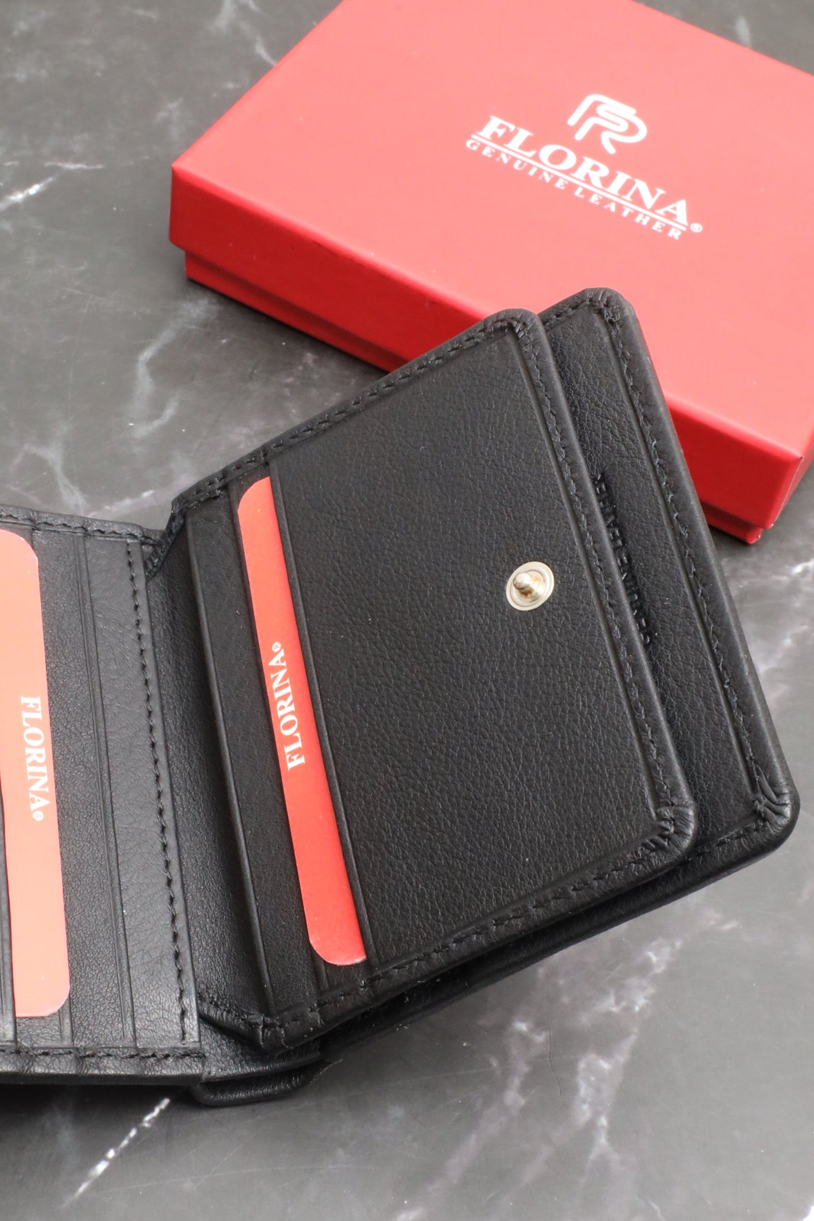 محفظة رجالية 2208