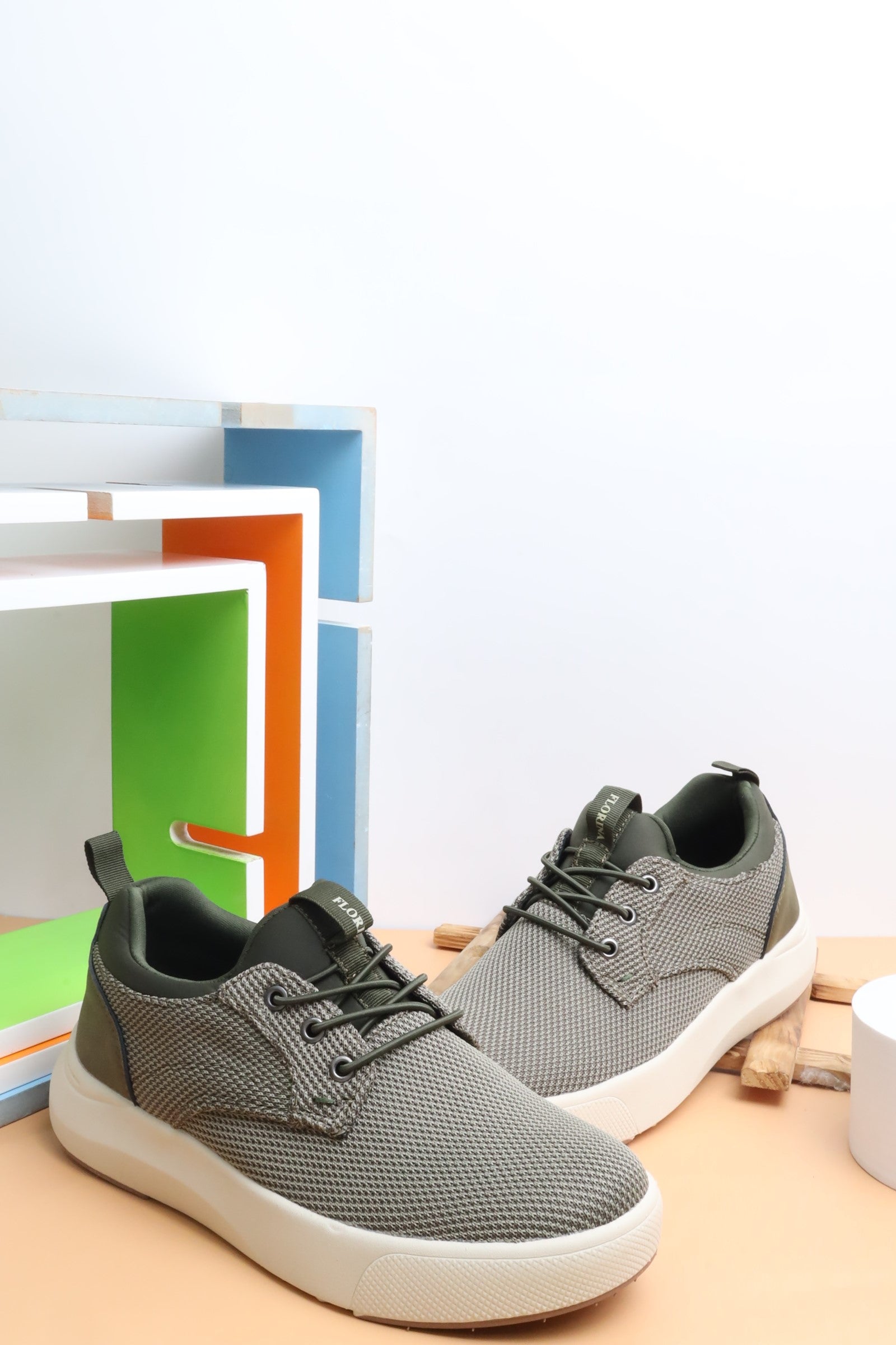 حذاء ولادي 38019