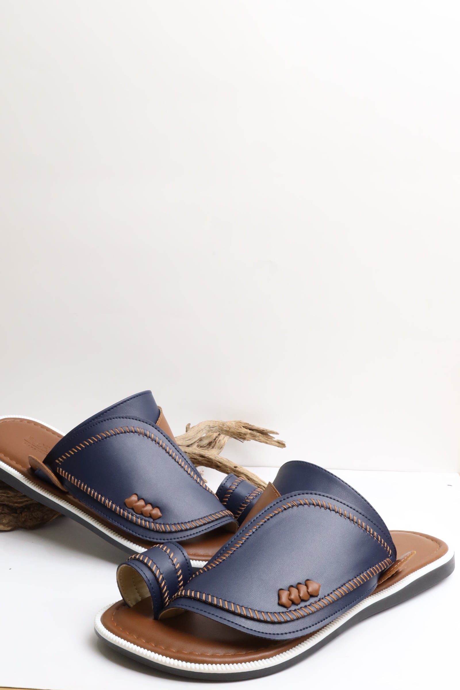 شرقي ايطالي 77004