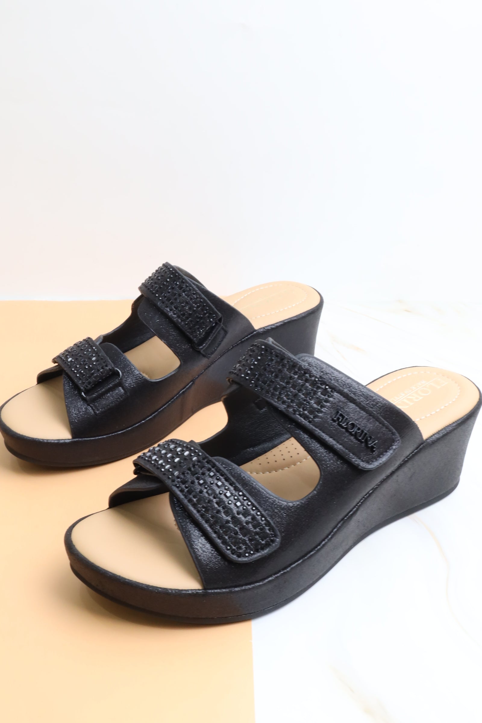 صندل نسائي 26026