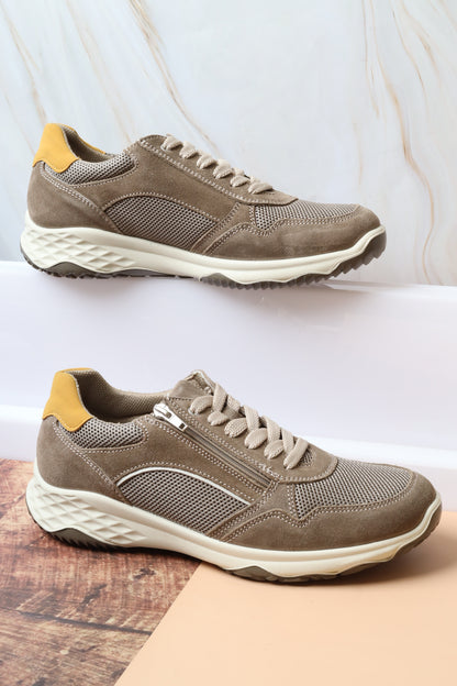 حذاء رياضي 74105