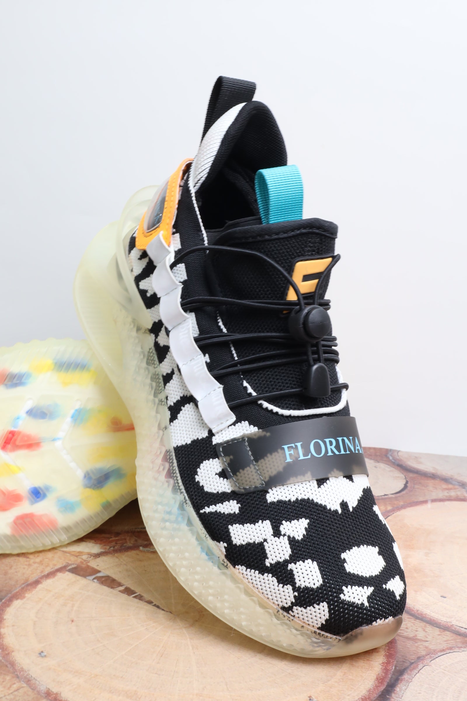 65527 حذاء رياضي