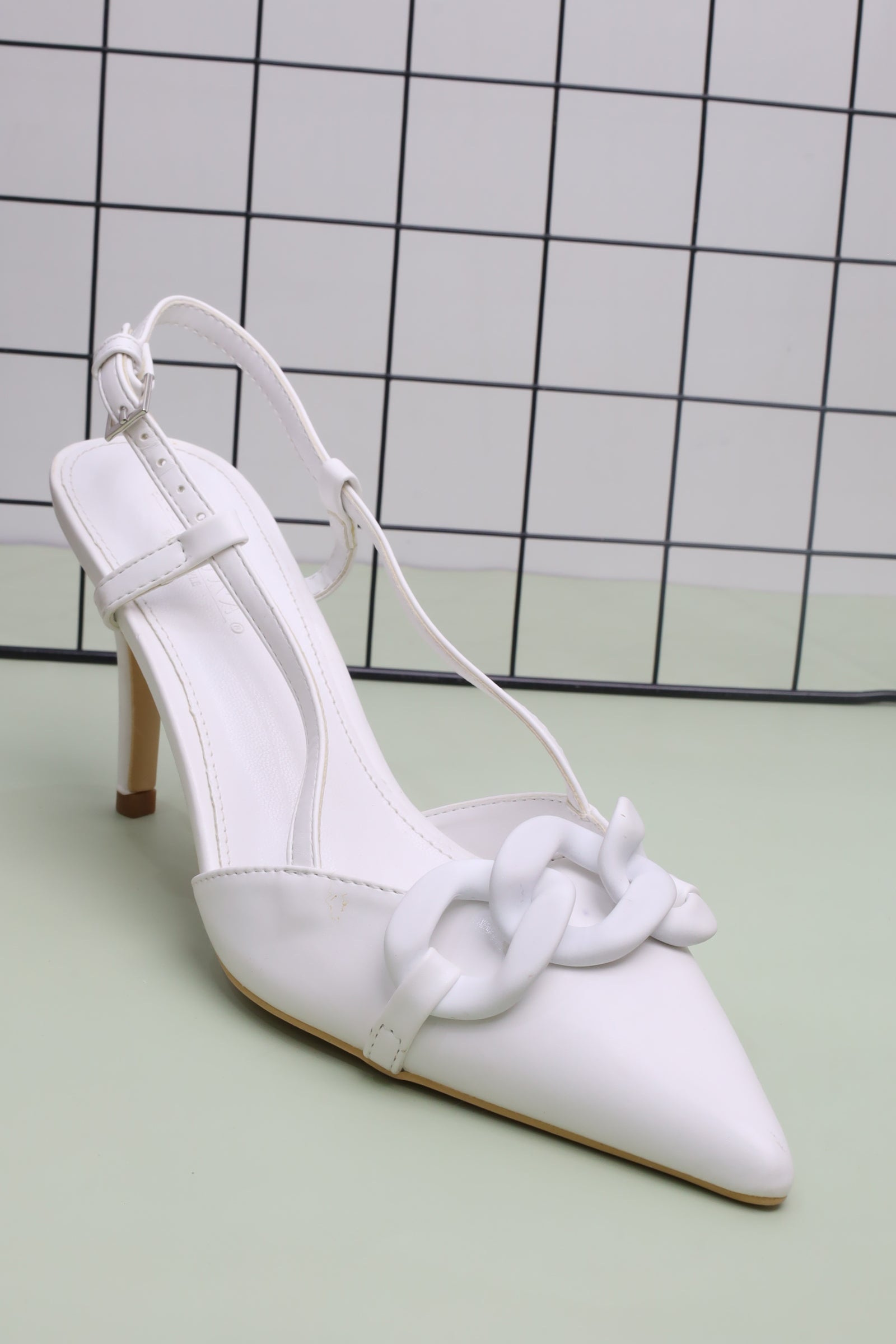 صندل نسائي بكعب عالي 99006