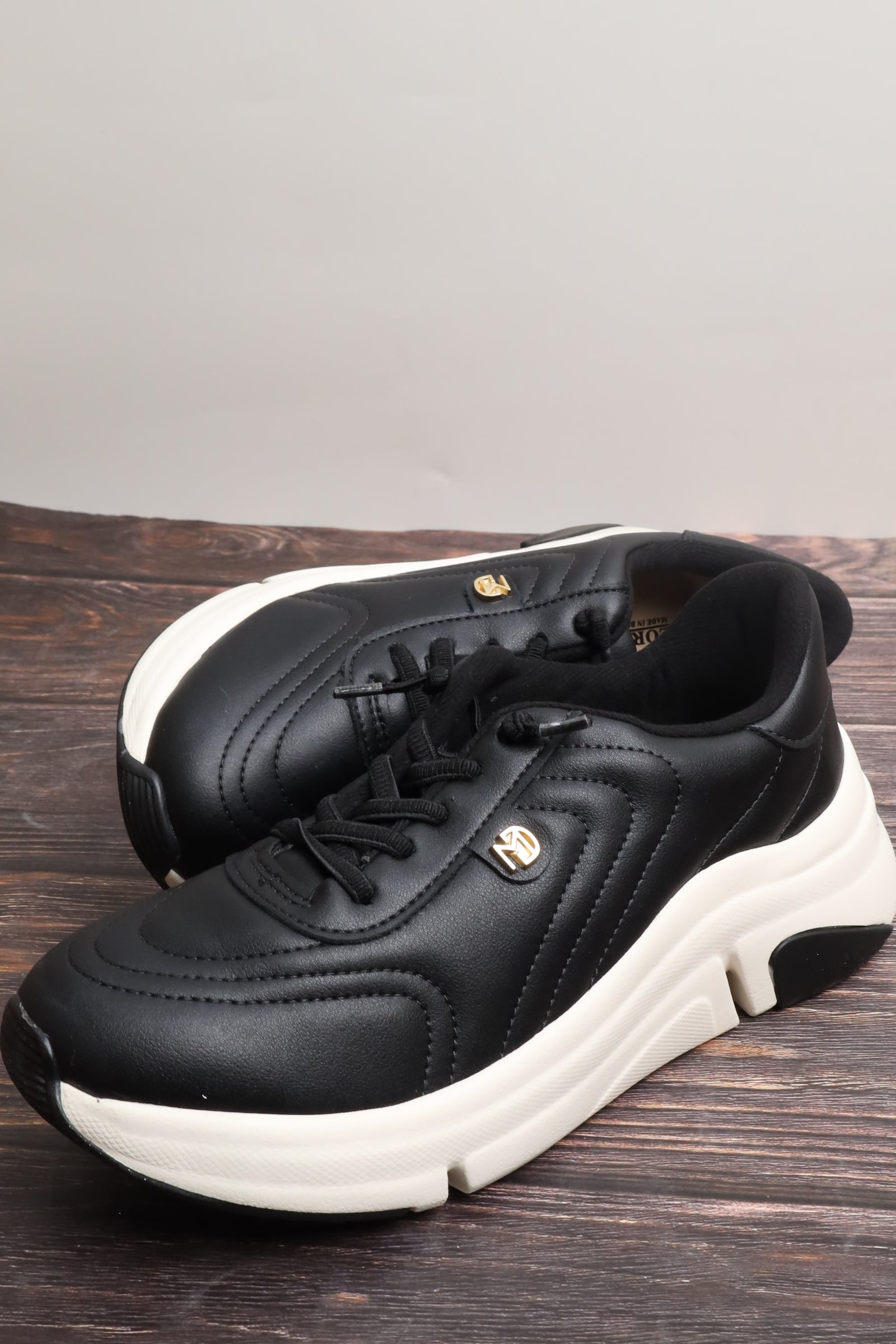 حذاء نسائي رياضي 35053
