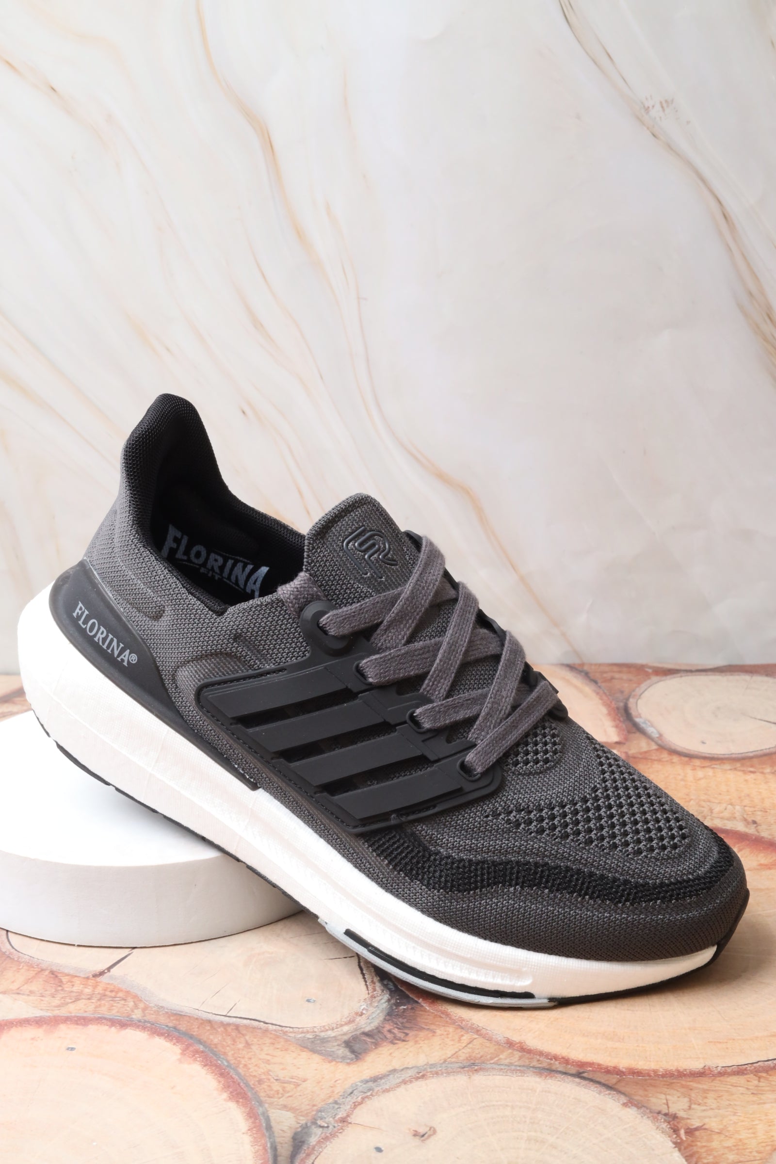 Sports shoes 158580