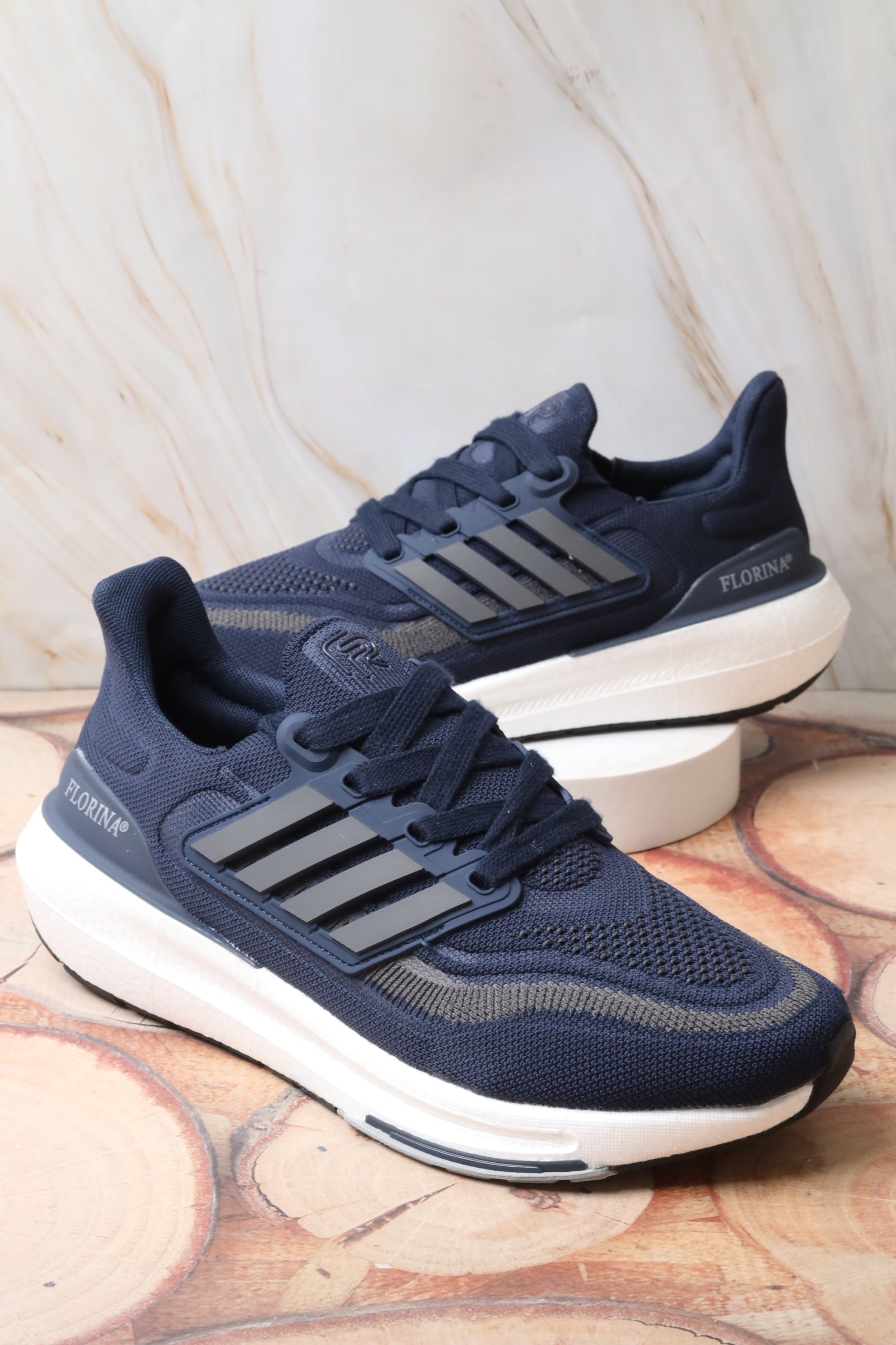 Sports shoes 158580
