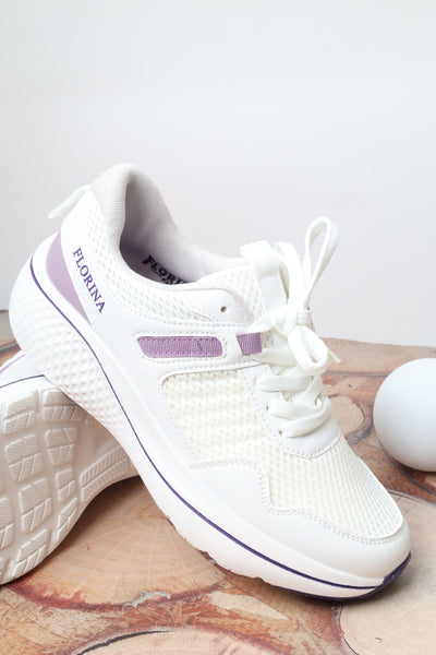 Women's athletic shoes 76920