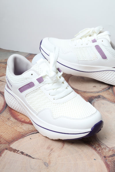 Women's athletic shoes 76920