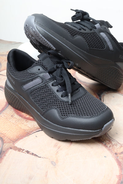 Women's athletic shoes 76920