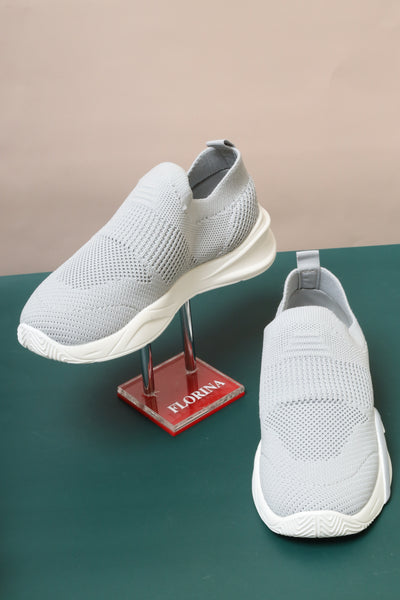 Children's sports shoes 76401