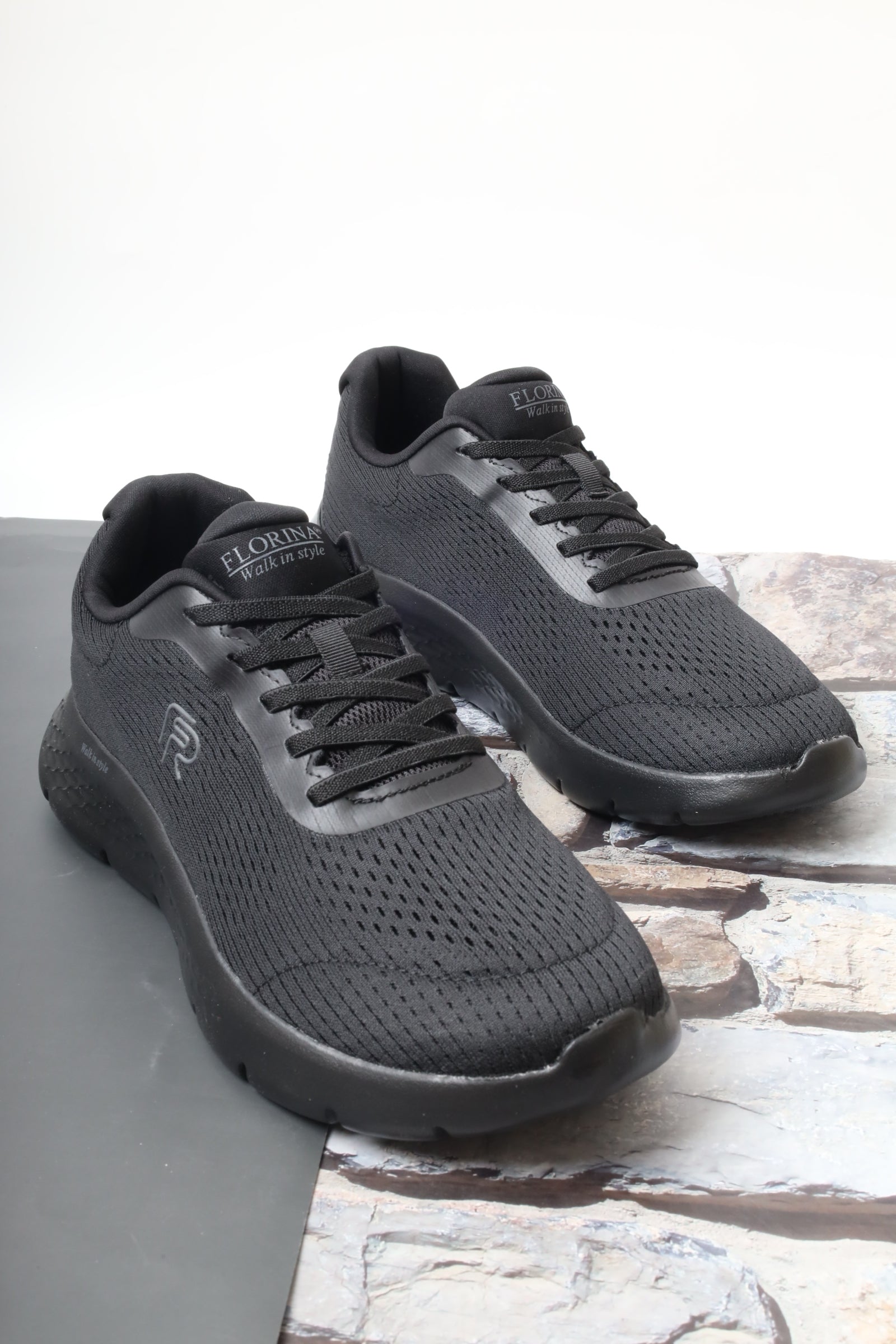 حذاء رياضي 81004