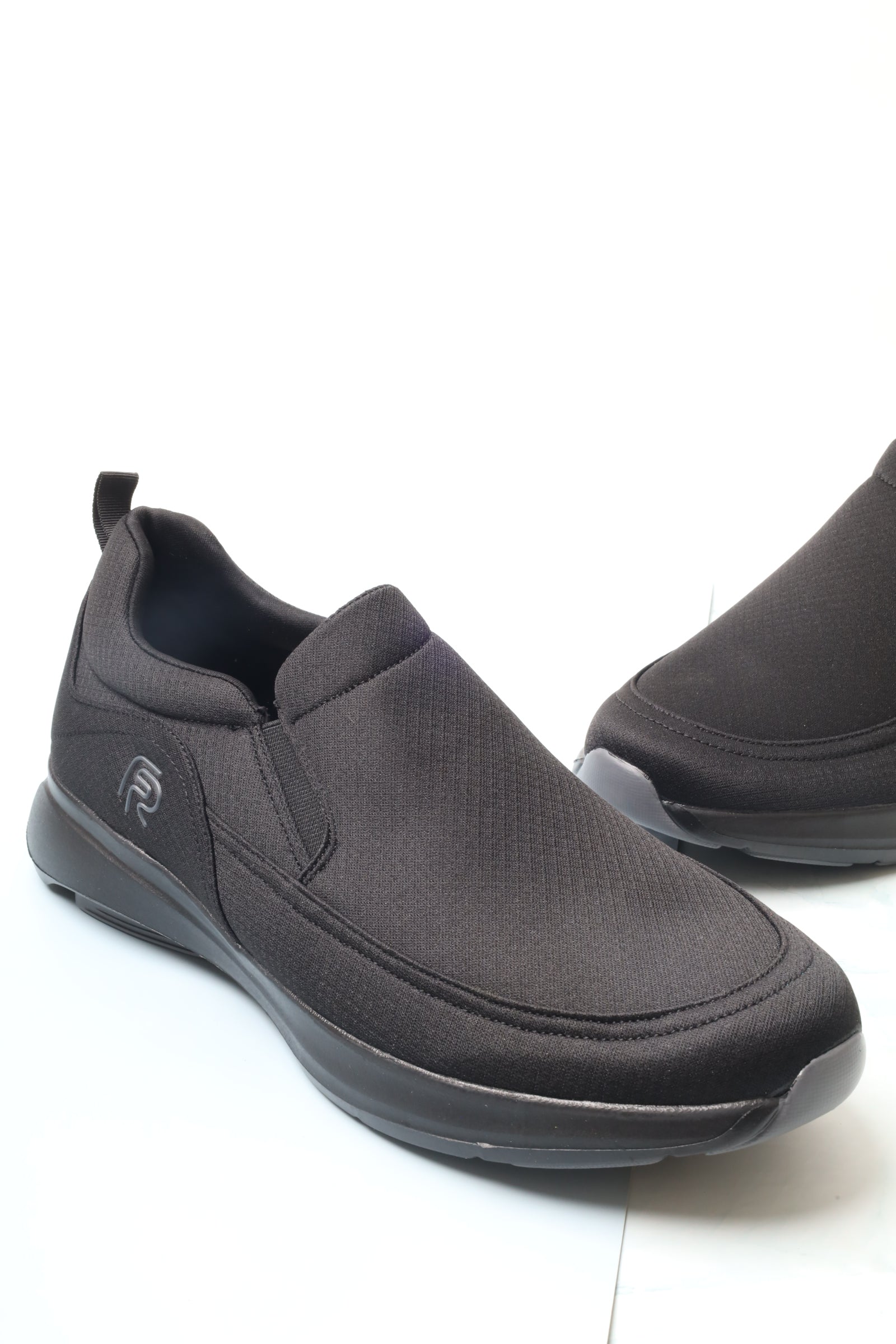 حذاء رياضي 158632