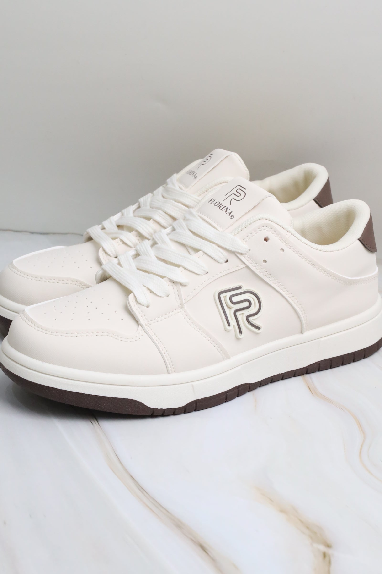 حذاء رياضي 23331