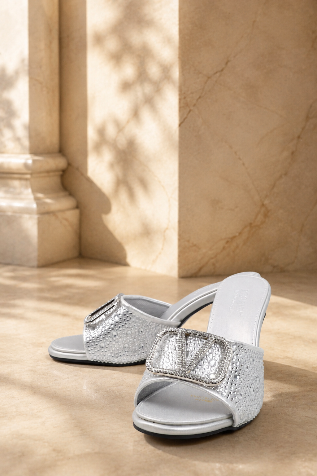 Women's mid-heel sandal 99018