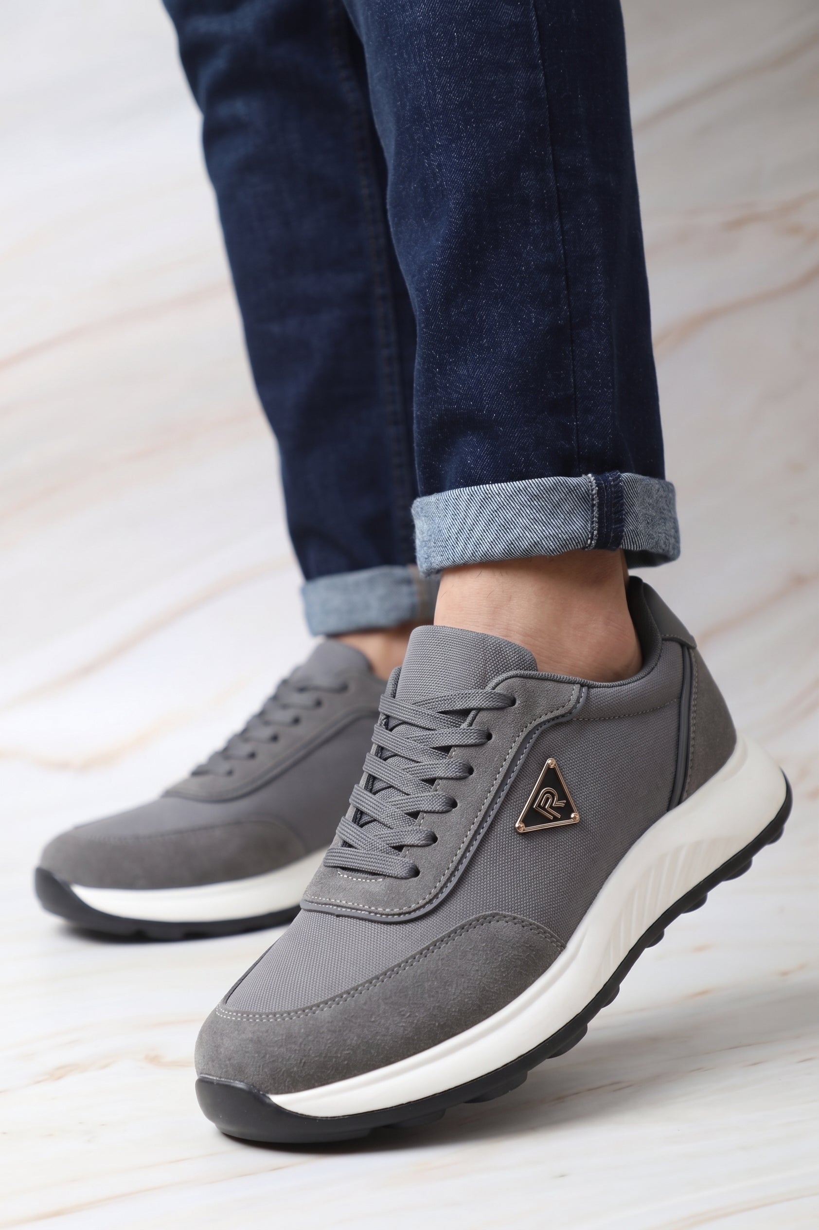 Sneakers 87311