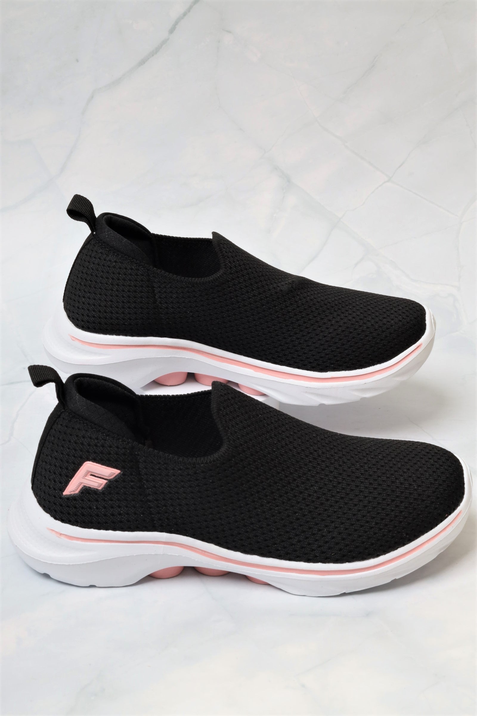 حذاء بناتي رياضي 45043